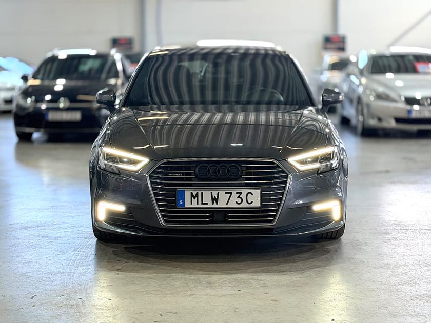Bild 2 av Audi A3 Sportback 40 e-tron S Line Pano Bang&Olufsen Cockpit 204hk