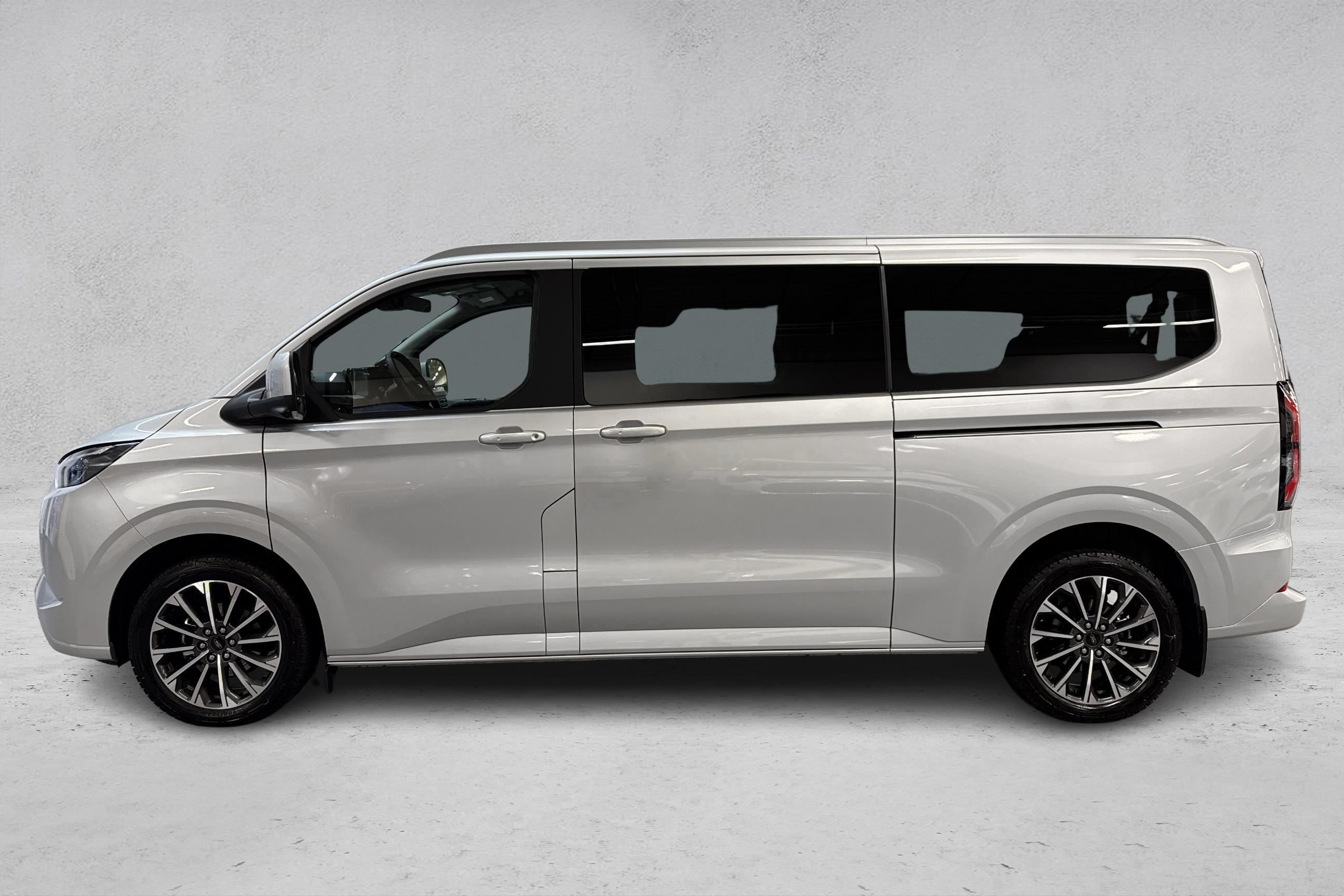 Thumnail bilde 1 av Ford E-Tourneo Custom 340