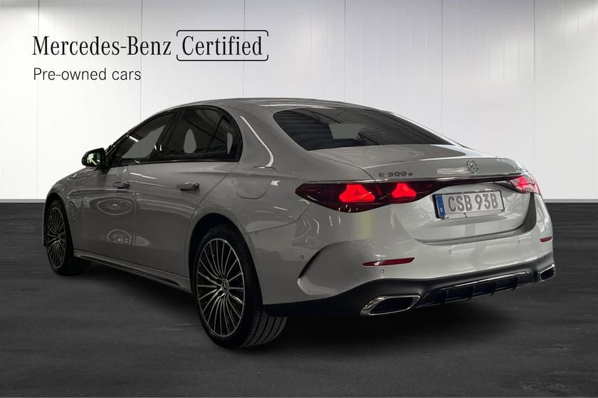 Bild 2 av Mercedes-Benz E 300 e 4MATIC | AMG | MOMS | 360 KAMERA