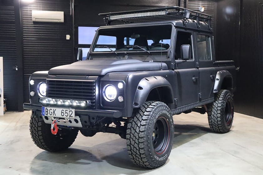 Bild 4 av Land Rover Defender 110 Dubbelhytt Pick Up SE 2.4 TD4 4x4 (122hk)