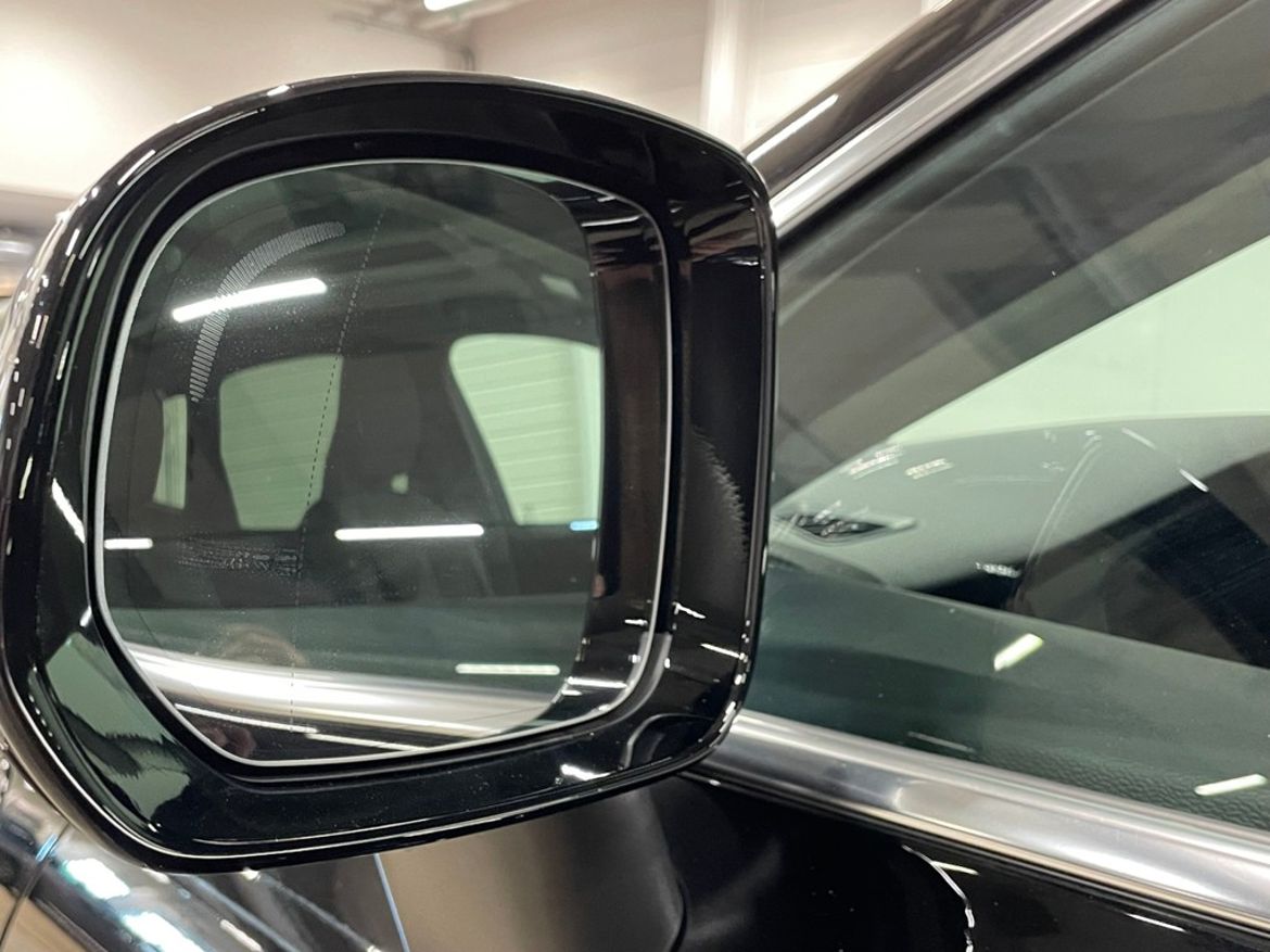 Volvo XC60 2023 - miniatyr 9