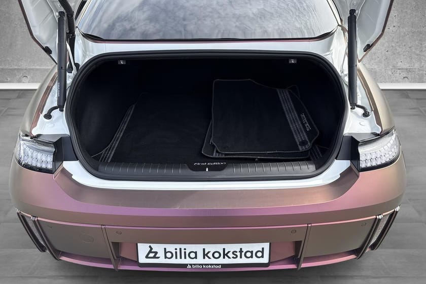 Bilde 5 av Hyundai Ioniq 6 First Edition AWD LR/360/Soltak/ACC/HUD/S+V
