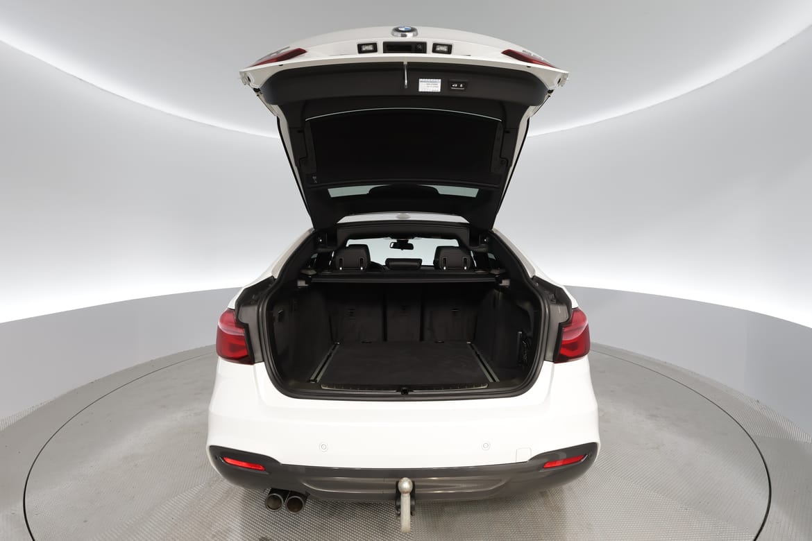 BMW 3-serie 2020 - miniatyr 11