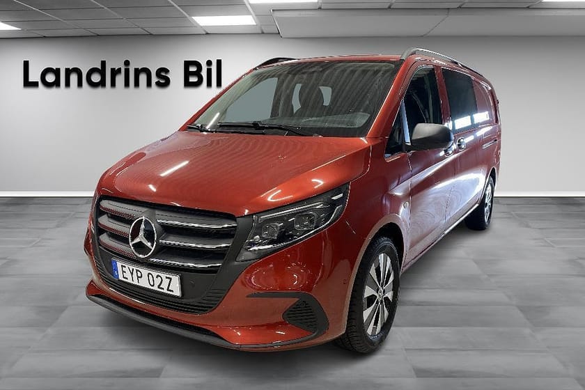 Bild 1 av Mercedes-Benz Vito 119 CDI 4x4 3.0t SN Mixto 5-sits Lagerbil