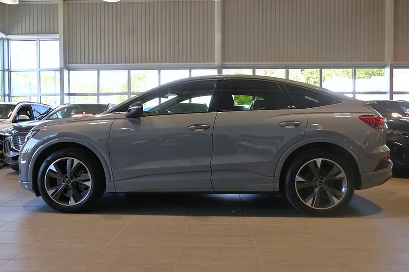 Bild 2 av Audi Q4 40 Sportback e-tron Proline Adv. 20" Drag