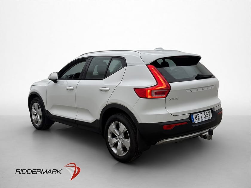 Bild 4 av Volvo XC40 T2 129hk Momentum Värmare Dragkrok Sensorer