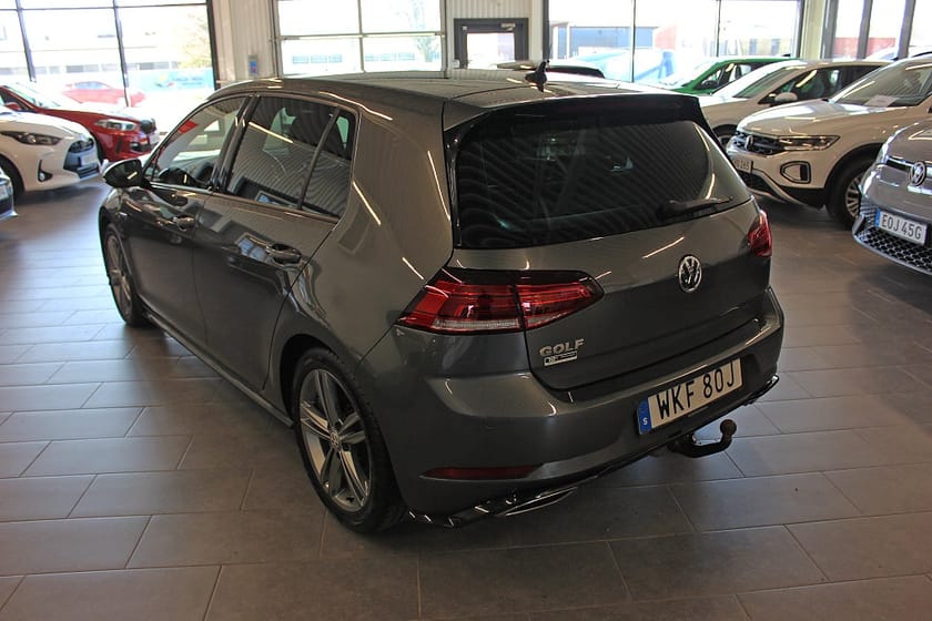 Bild 3 av Volkswagen Golf 5-dörrar 1.5 TSI GT R-Line Drag Värmare V-Hjul