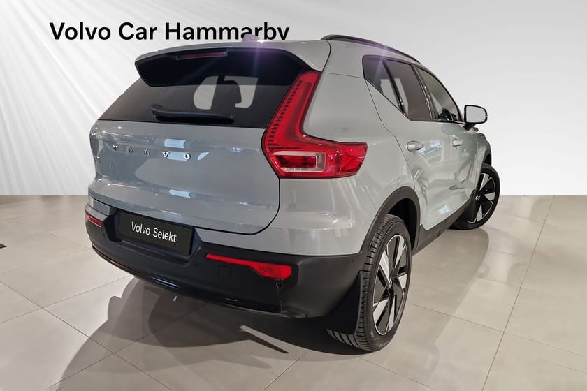 Bild 5 av Volvo EX40 Single Motor Extended Range R Plus Edt