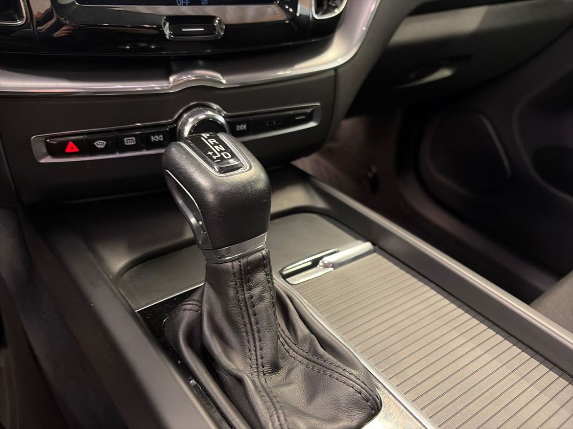 Volvo XC60 2019 - miniatyr 9