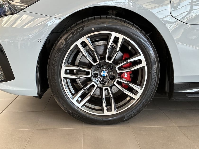 Bild 4 av BMW 530e xDrive Touring 4,95 ränta M Sport Drag H/K Rattvärme