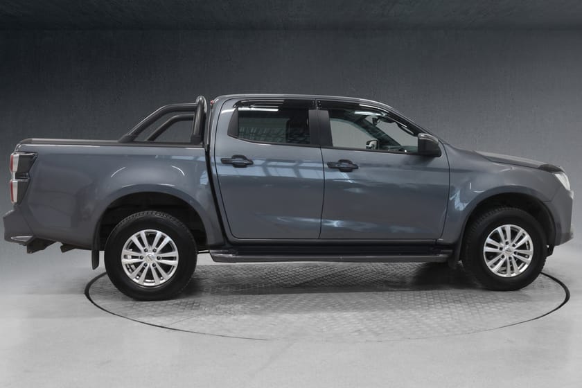 Bilde 5 av Isuzu D-Max Dobbelcab Double Cab/Black Edition/Skinn/Magnum