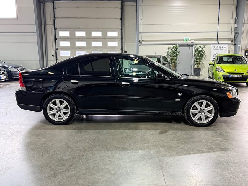 Bild 3 av Volvo S60 2.5T Kinetic Kamrem Bytt 210hk