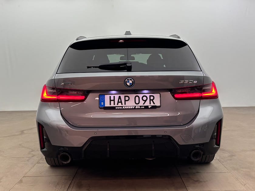 Bild 5 av BMW 330e xDrive Touring Steptronic M Sport B-kamera Drag