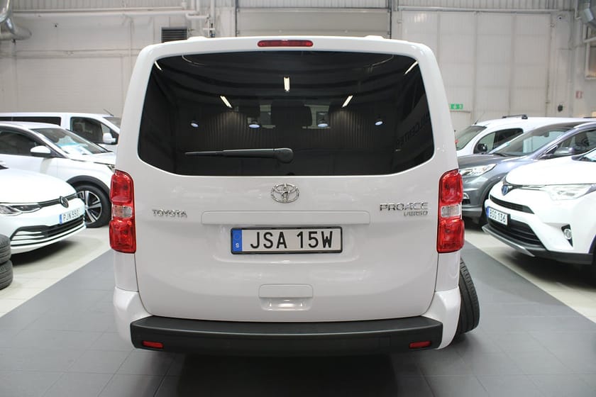 Bild 3 av Toyota Proace Verso 2.0 D-4D Euro 6 9-Sits / Moms/ carplay