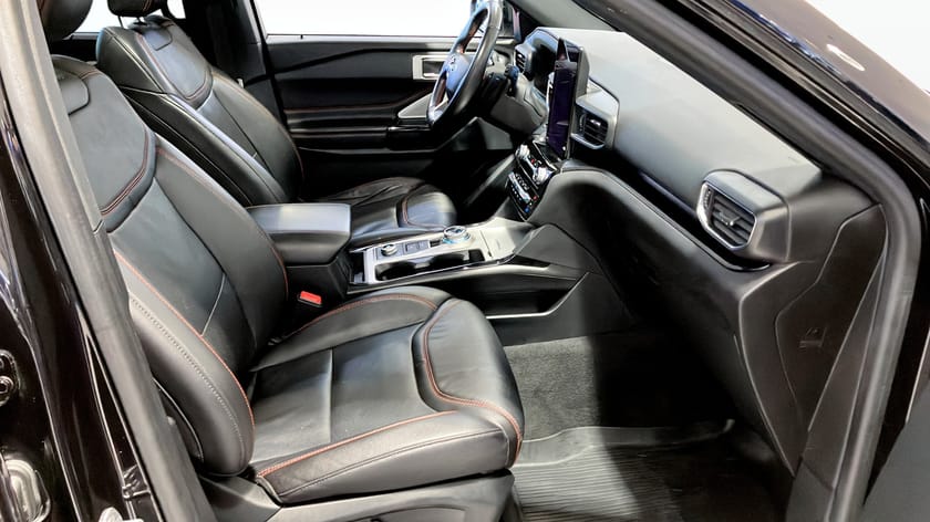 Bild 3 av Ford Explorer Plug-In Hybrid ST-Line PHEV 457hk Automat