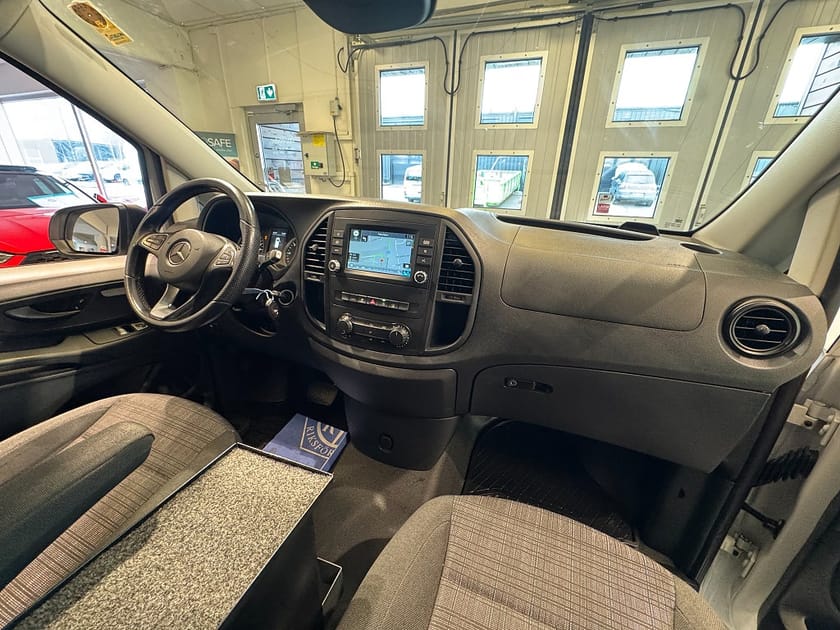 Bild 5 av Mercedes-Benz Vito 116 CDI 2.8t Drag Gps Värmare WEBASTO skåp B-kamera