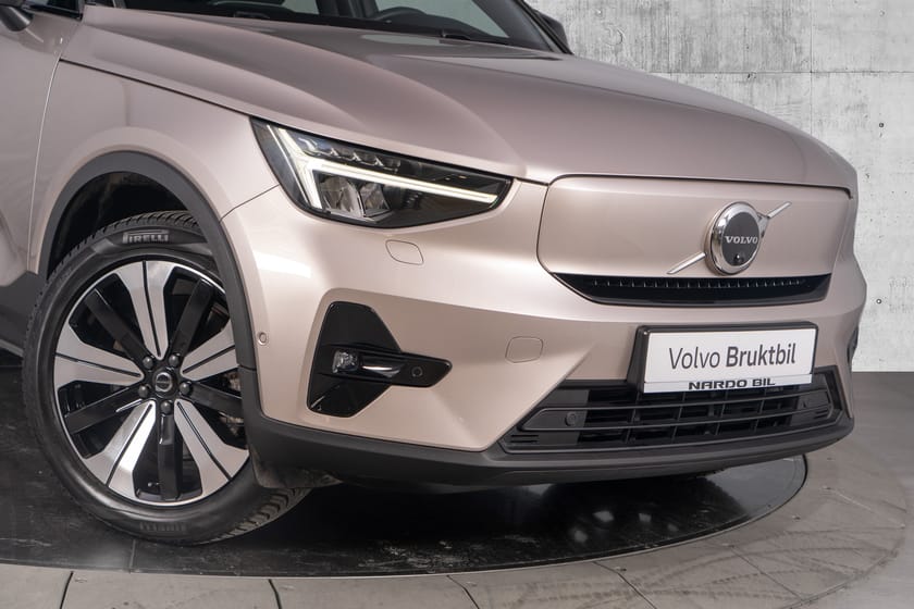 Bilde 3 av Volvo XC40 Recharge Twin motor 408 hk Ultimate. 360/Soltak/VOC/Varmepumpe/HK