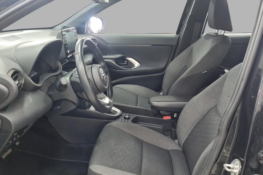Bilde 4 av Toyota Yaris Cross Hybrid AWD-i Active - LED - Adaptiv cruise - Ryggekam.