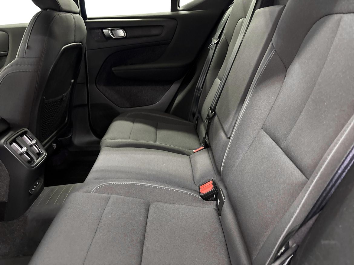 Volvo XC40 2023 - miniatyr 7