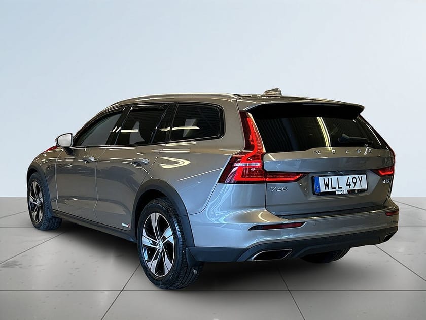 Bild 5 av Volvo V60 Cross Country B4 AWD Advanced SoV/MoK/Rattvärme/Kamera/Nav/H-Kardon
