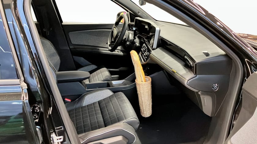 Bild 3 av Renault 4 E-Tech Privatleasing från: 3790:-/mån