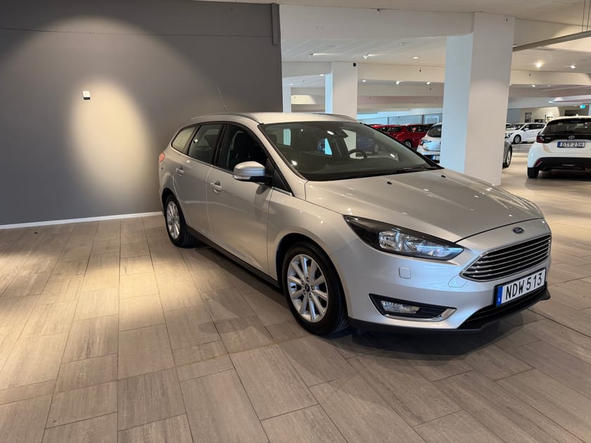 Bild 5 av Ford Focus Kombi 1.0T 100hk | V-hjul Titanium
