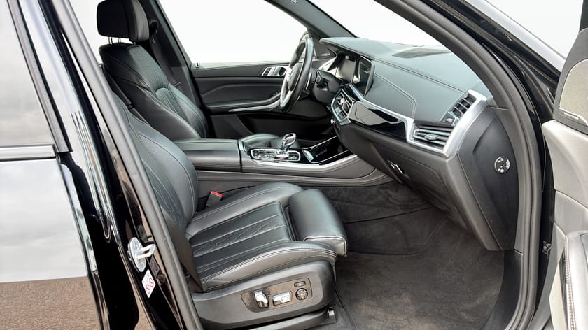 Bild 3 av BMW X5 xDrive45e iPerformance M-SPORT