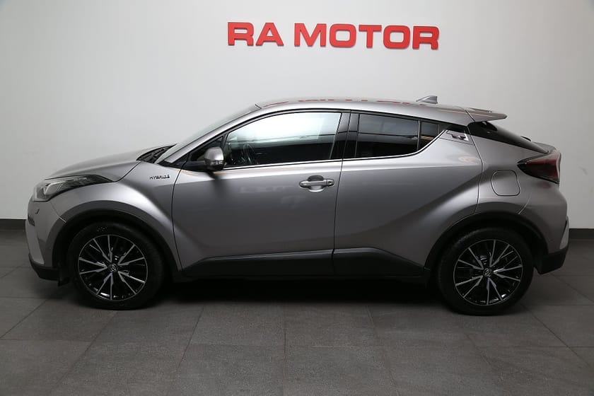 Bild 4 av Toyota C-HR Hybrid 1,8 122hk Executive Aut Skinn JBL Motorv Drag