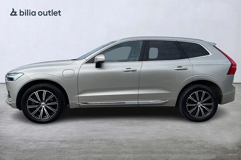 Bild 3 av Volvo XC60 Recharge T6 AWD Inscription 340hk Drag RESERVERAD