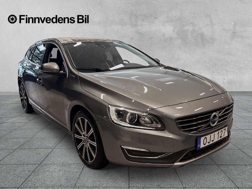 Bild 1 av Volvo V60 D5 AWD Twin Engine Bus Adv Summum