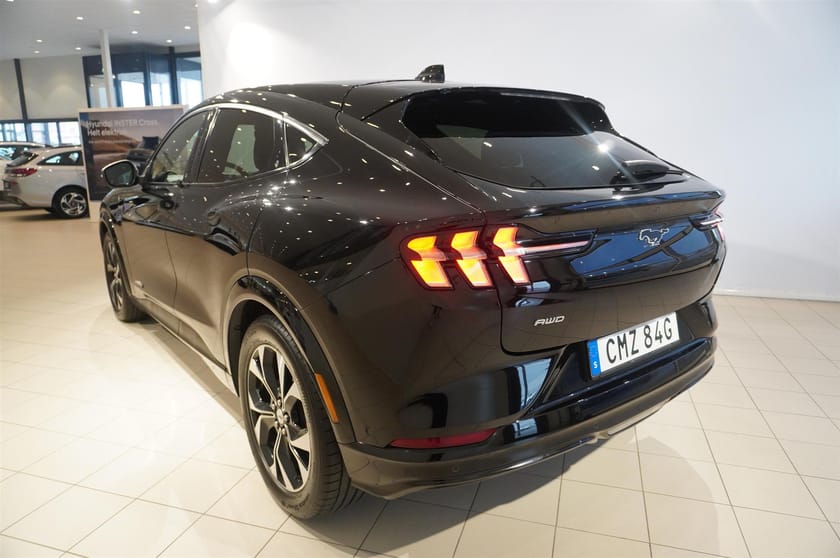 Bild 5 av Ford Mustang Mach-E Long Range AWD Adaptov Fart Navi 360kamera
