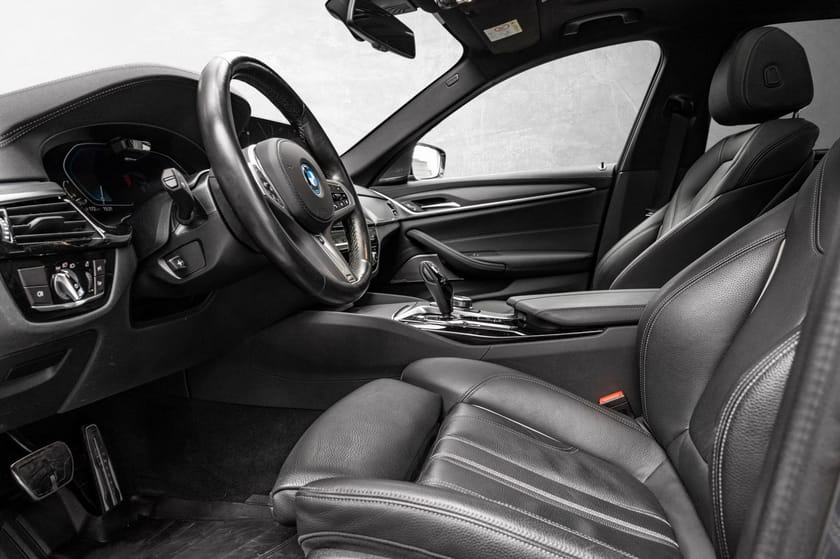 Bilde 2 av BMW 530e xDrive Touring 