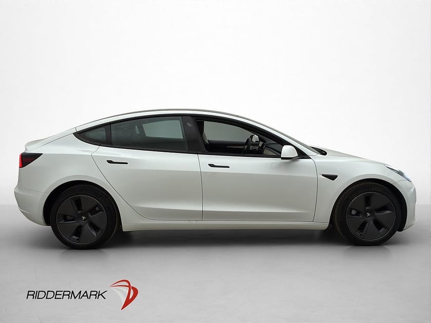 Bild 5 av Tesla Model 3 Long Range AWD Autopilot Pano Svenksåld