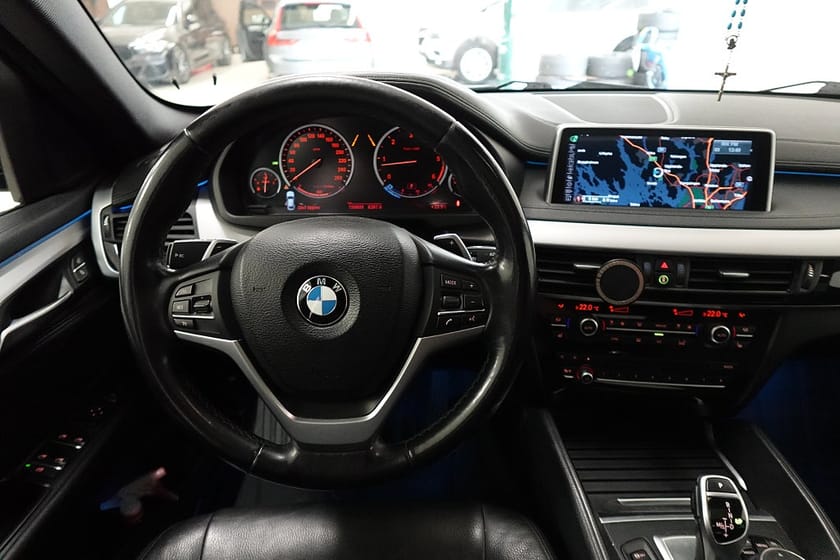 Bild 4 av BMW X6 xDrive30d Steptronic Tacklucka Värmare Navi