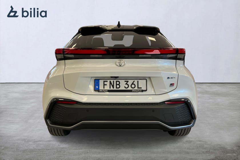 Bild 5 av Toyota C-HR Hybrid AWD-i 2.0 GR Sport Komfortpaket Drag Approved Used