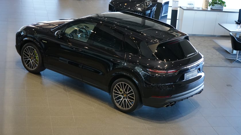 Bild 3 av Porsche Cayenne E-Hybrid 
