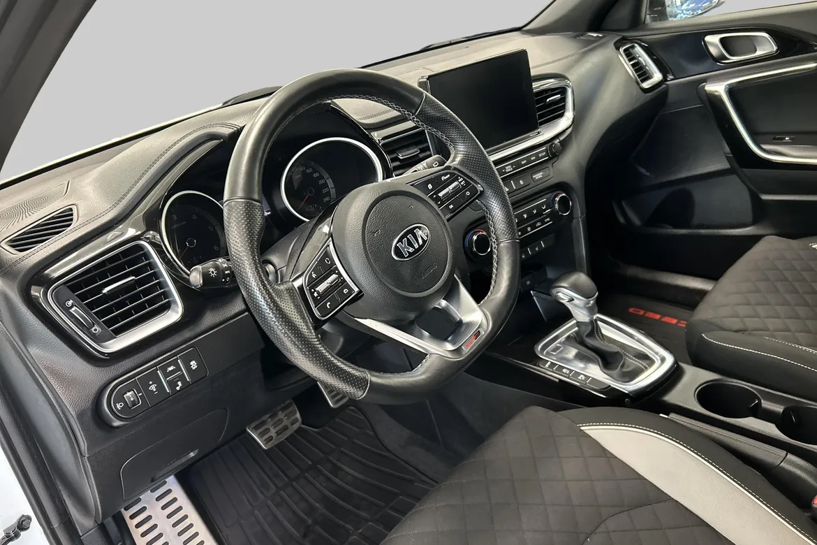 picture of a car