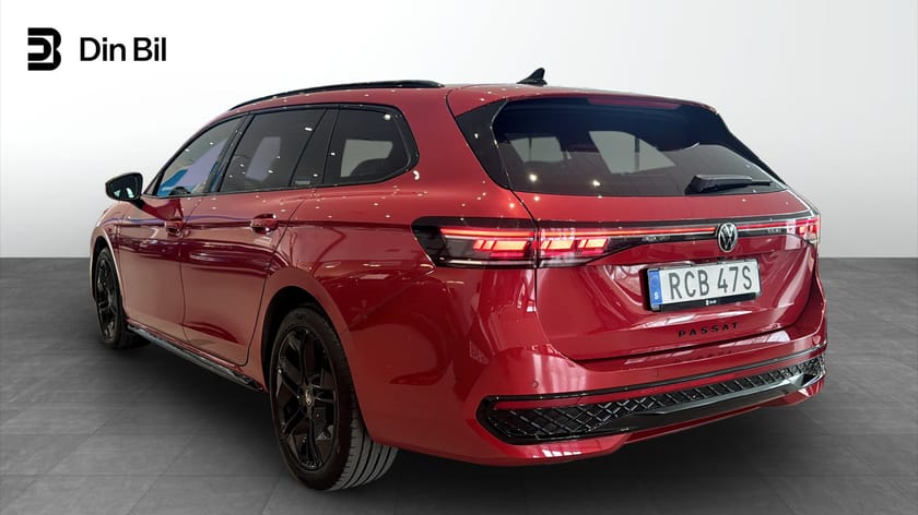 Bild 3 av Volkswagen Passat Variant eHybrid R-LINE 1.5 TSI Panorama/Navigation