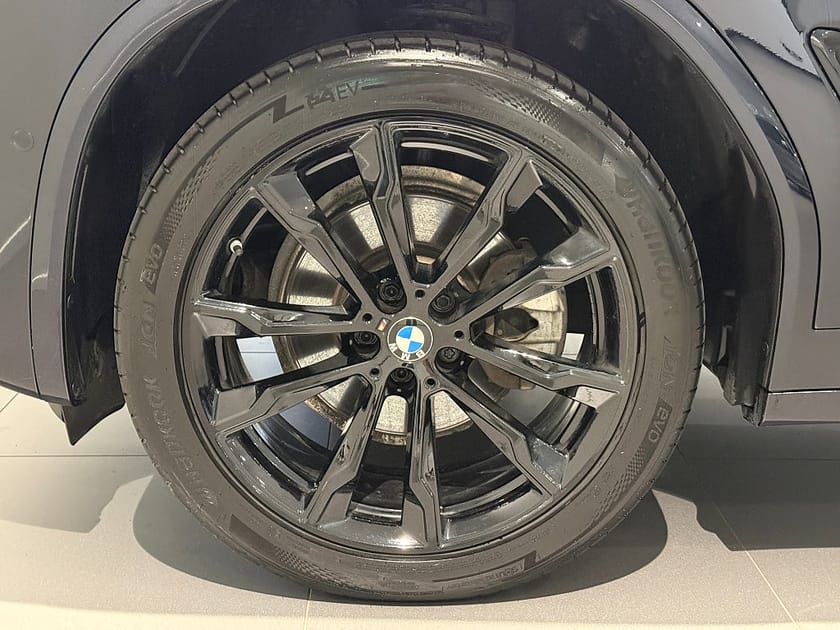 Bild 5 av BMW X3 xDrive20d M Sport Drag AdptFarth Rattv HiFi Backkamera