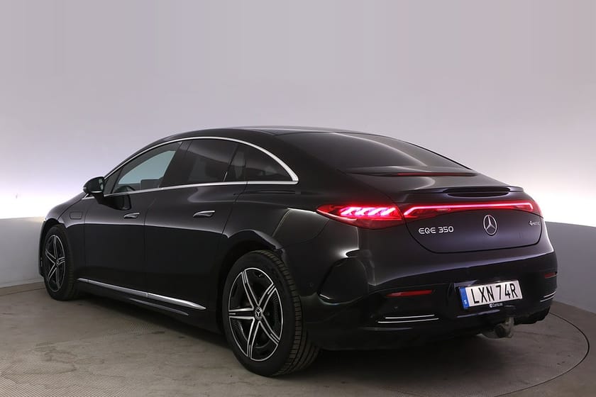 Bild 4 av Mercedes-Benz EQE 350 4MATIC AMG Drag Burmester BSM Kamera