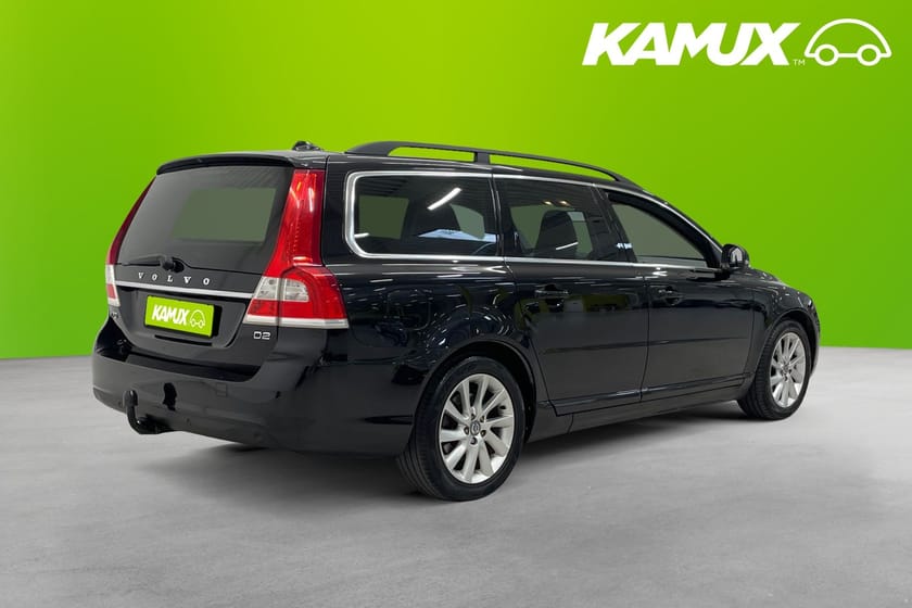 Bild 4 av Volvo V70 D2 Momentum Aut Taklucka Teknik Pro Värmare Facelift