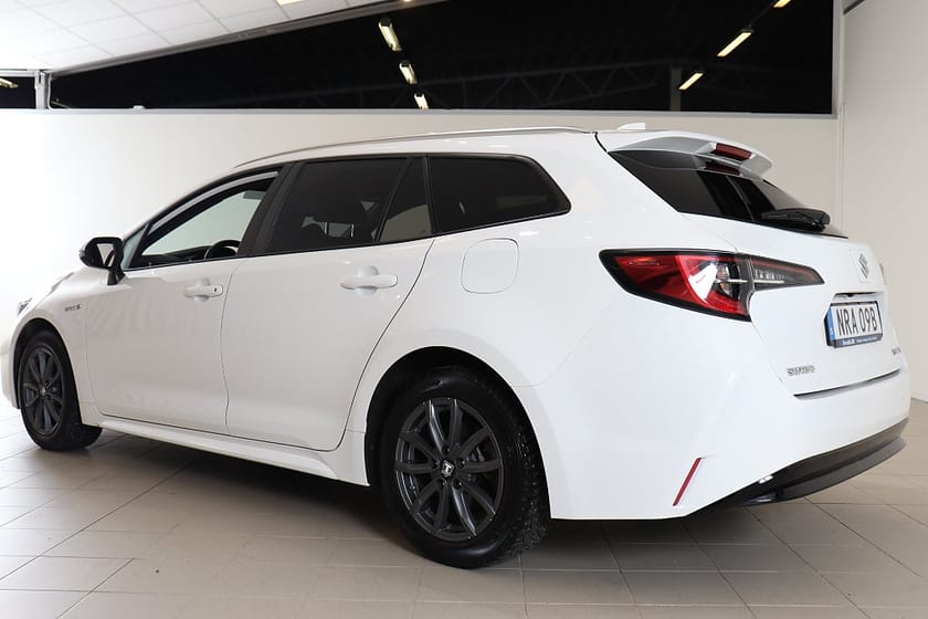 Bild 3 av Suzuki Swace Hybrid 1.8 122hk Select B-Kamera Vinterhjul Leasbar