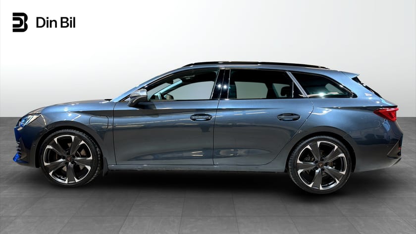 Bild 2 av CUPRA Leon Sportstourer e-Hybrid DSG Drag/DCC/Backkamera