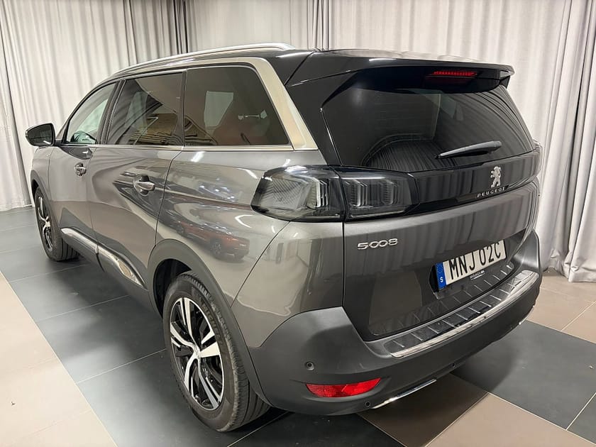 Bild 3 av Peugeot 5008 GT PureTech 130 AUT8 7-Sits Inkl. Elbaklucka Vinterhjul