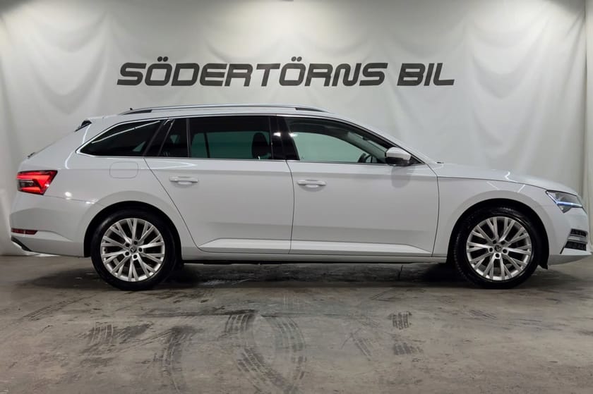 Bild 5 av Škoda Superb iV Combi Combi 1.4 TSI 12 MÅN GARANTI VINTERDÄCK MOMSBIL