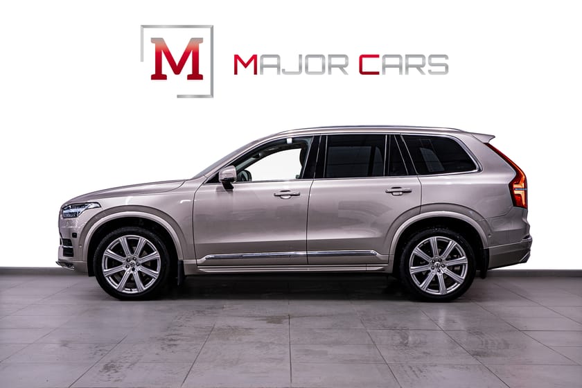 Bild 3 av Volvo XC90 D5 AWD Inscription Polestar B&W 360° Luftfjädring HuD
