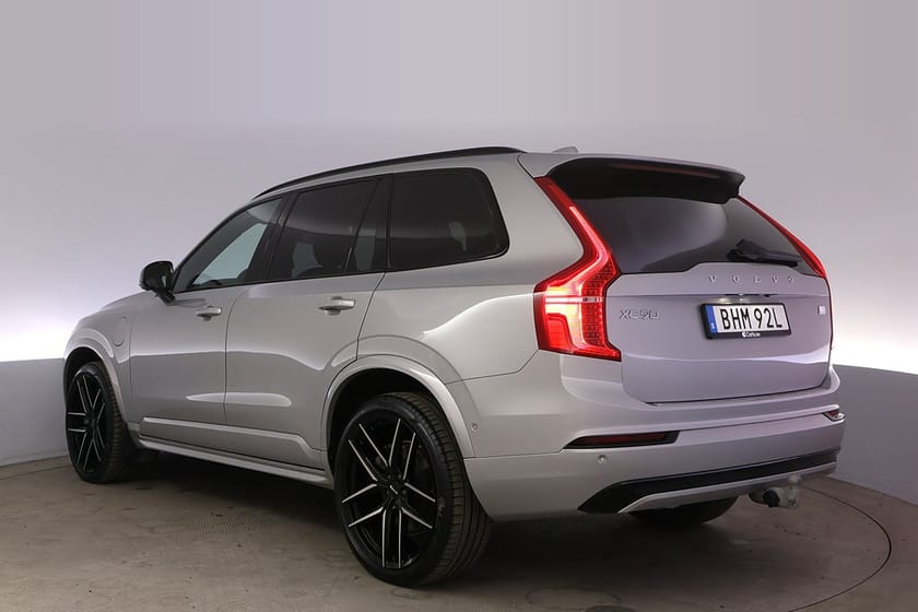 Bild 4 av Volvo XC90 7 Säten Sits T8 AWD Ultimate Dark Drag Pano B&W BLIS