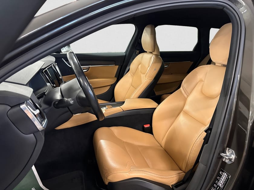 Bild 5 av Volvo V90 Cross Country D4 190 HK AWD MOMENTUM AUT