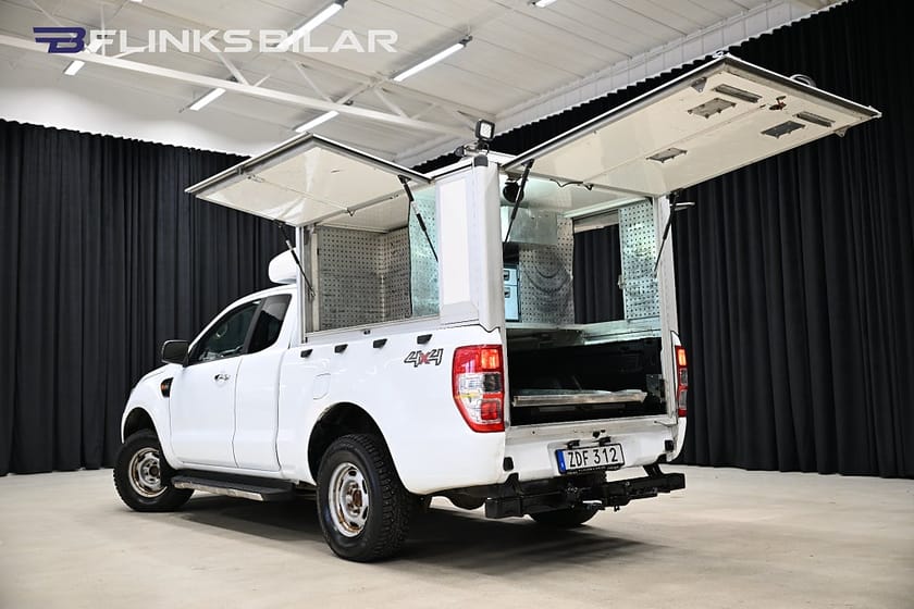 Bild 3 av Ford Ranger SuperCab 2.2 TDCi 160HK Automat|Kåpa|Inredd|Släde|Inverter|Moms