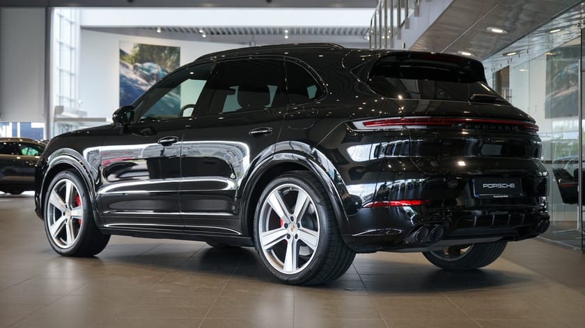 Bild 1 av Porsche Cayenne S E-Hybrid 
